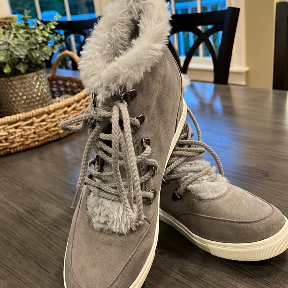 Platform Wedge Lace up boot